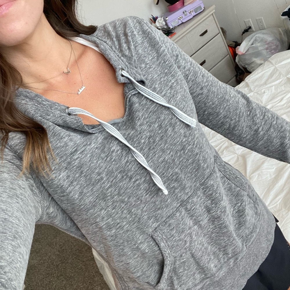 Grey Pullover